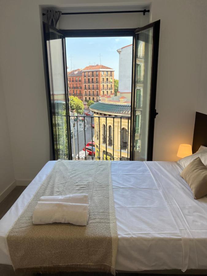 Casa De Huespedes Mi Lla Hotel Madrid Eksteriør billede