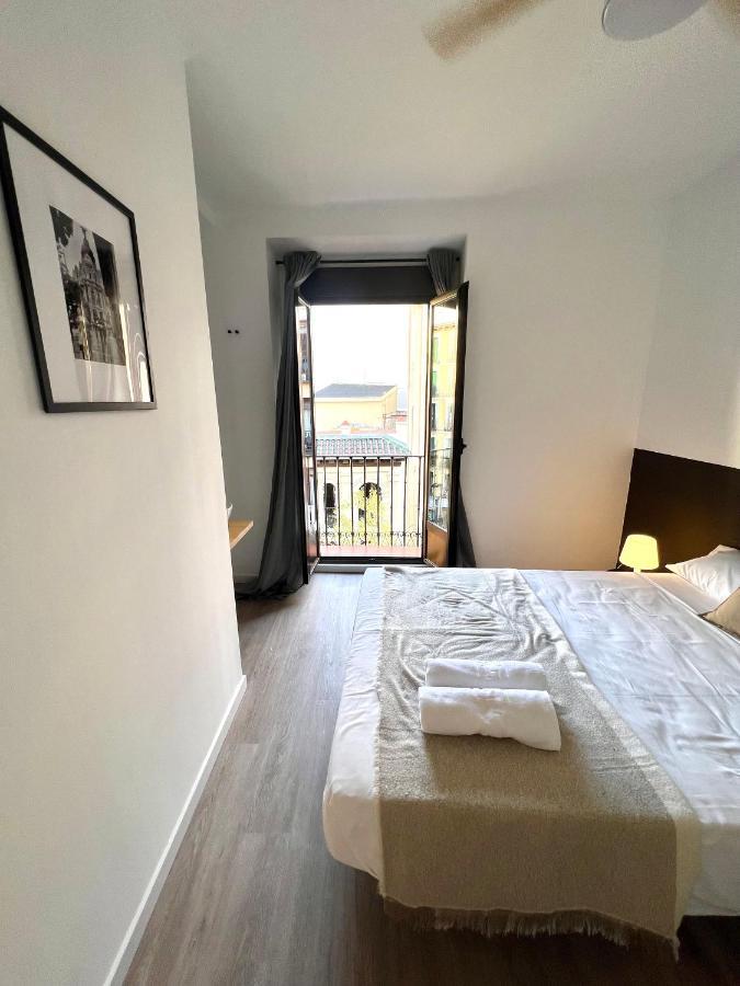 Casa De Huespedes Mi Lla Hotel Madrid Eksteriør billede
